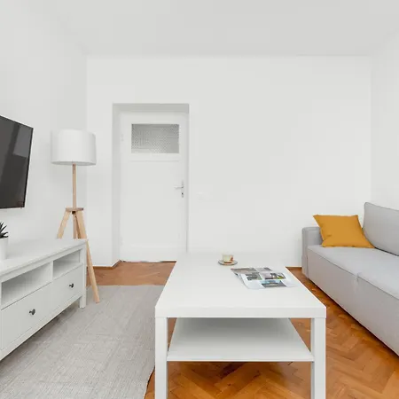 Elegancki 600 M Od Bulwaru Nadmorskiego W Gdyni By Rent Like Apartment *