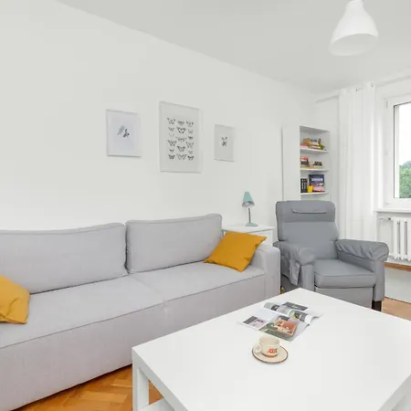 Elegancki 600 M Od Bulwaru Nadmorskiego W Gdyni By Rent Like Apartment Gdynia